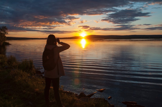 Soleil de minuit en Laponie