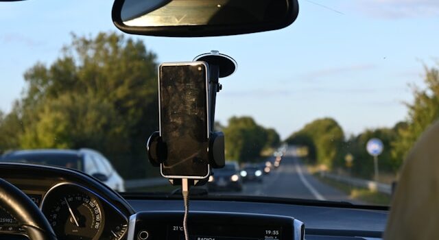 support voiture smartphone